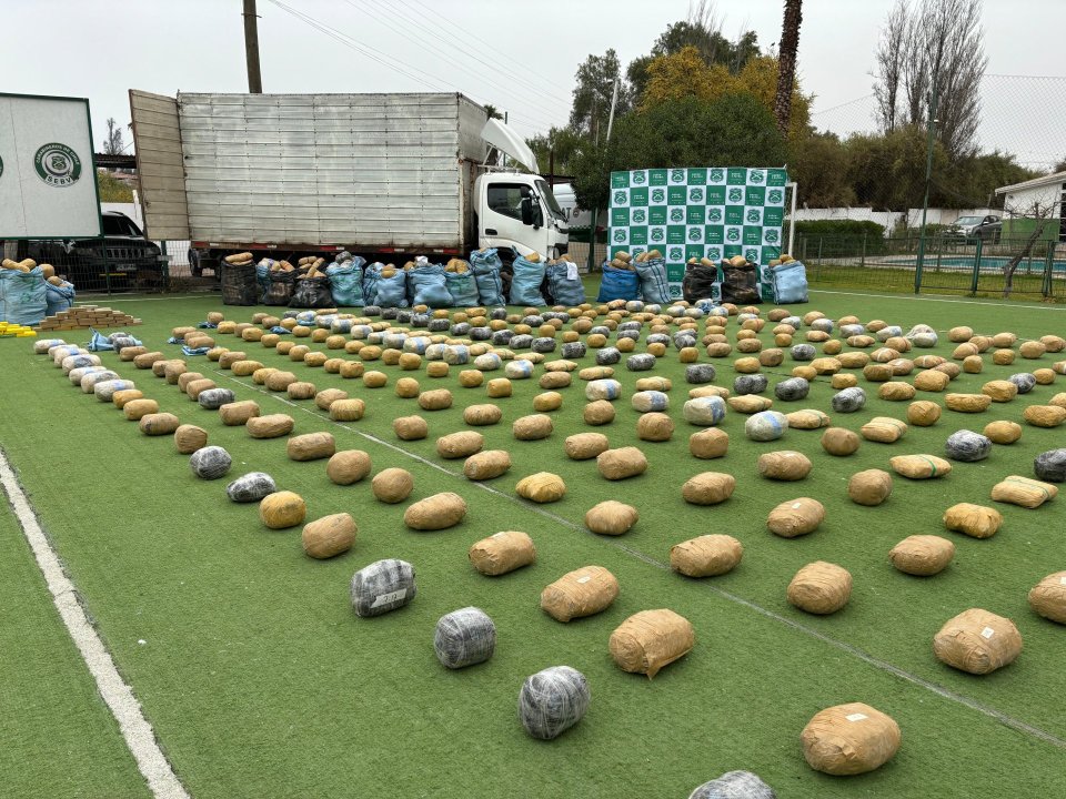 /golpe-sin-precedentes-al-narcotrafico-en-atacama-decomisan-drogas-por-mas