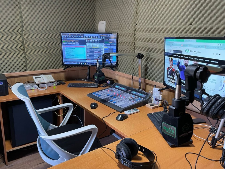 /candelaria-radio-celebra-26-anos-creciendo-para-estar-mas-cerca-de-ti