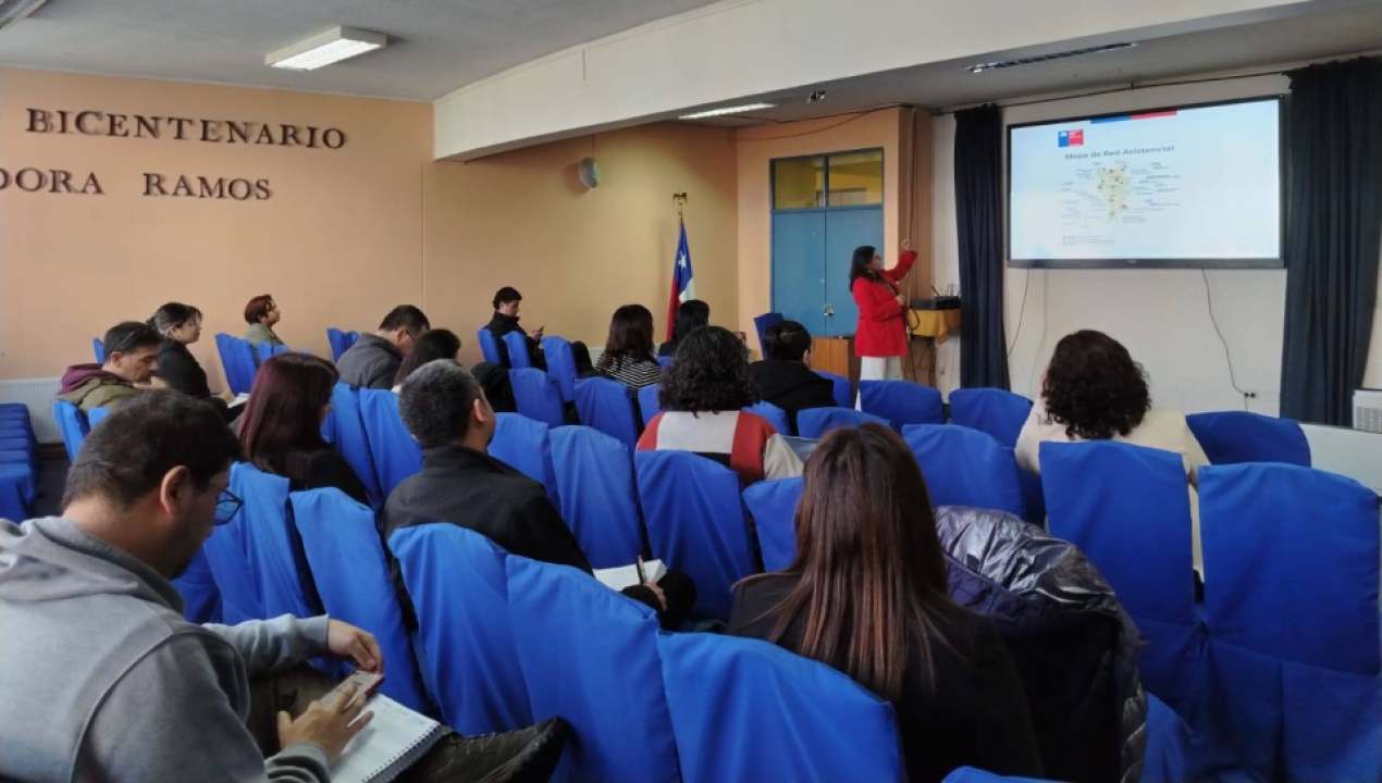 /realizan-jornada-de-trabajo-intersectorial-para-abordar-salud-mental-y