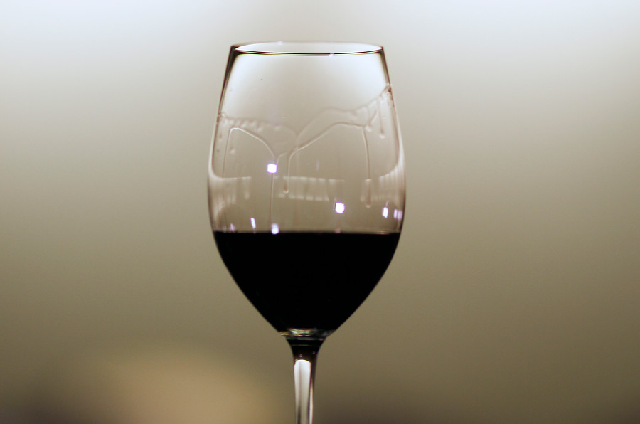 /enologo-de-vina-tarapaca-entrega-los-mejores-datos-para-compartir-una-buena-botella-en-este-fin-de-ano