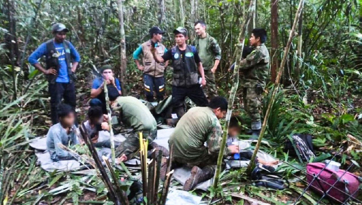 /internacional/america-del-sur/colombia/como-lo-hicieron-con-vida-encuentran-a-hermanos-perdidos-en-selva