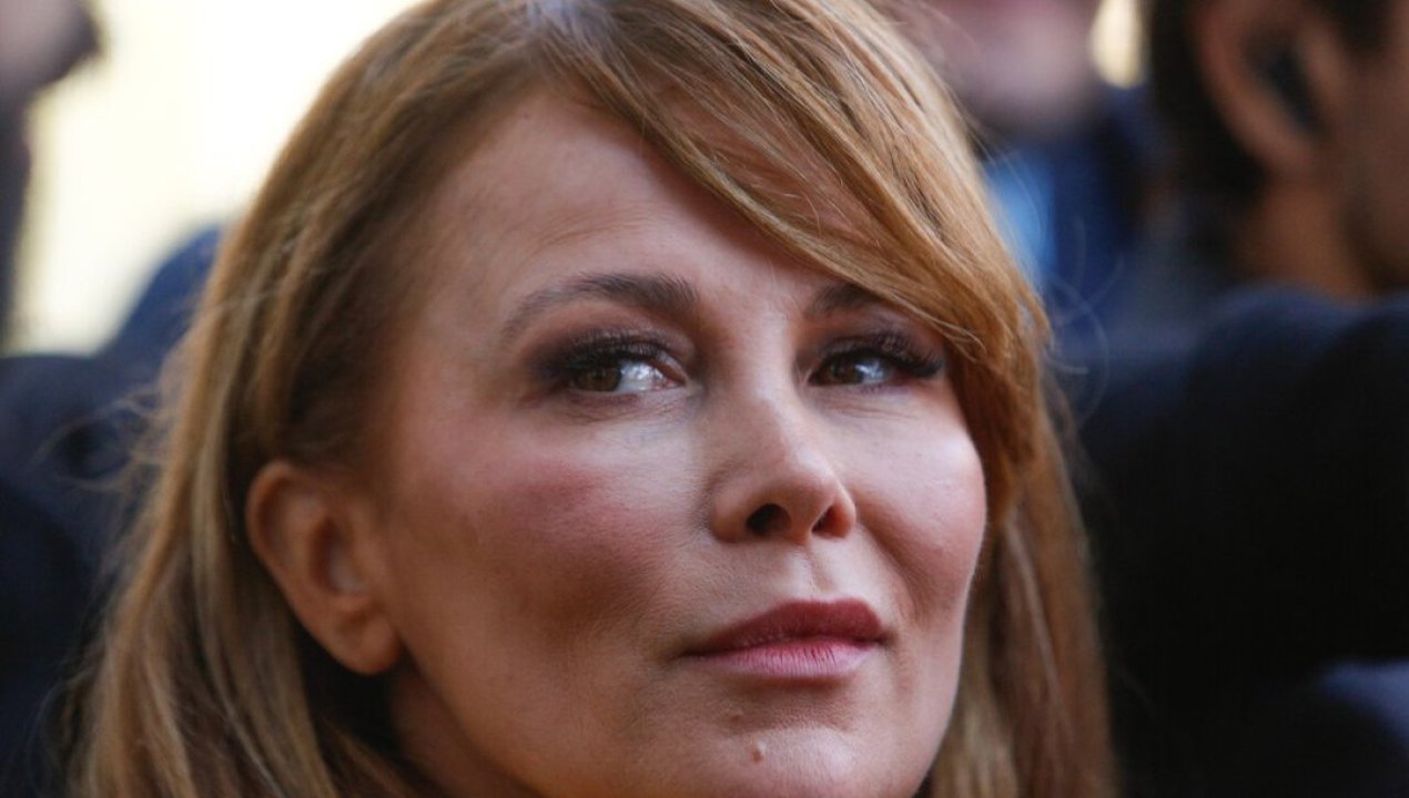 /tendencias/cathy-barriga-anuncia-nuevo-emprendimiento-mientras-continua-investigacion