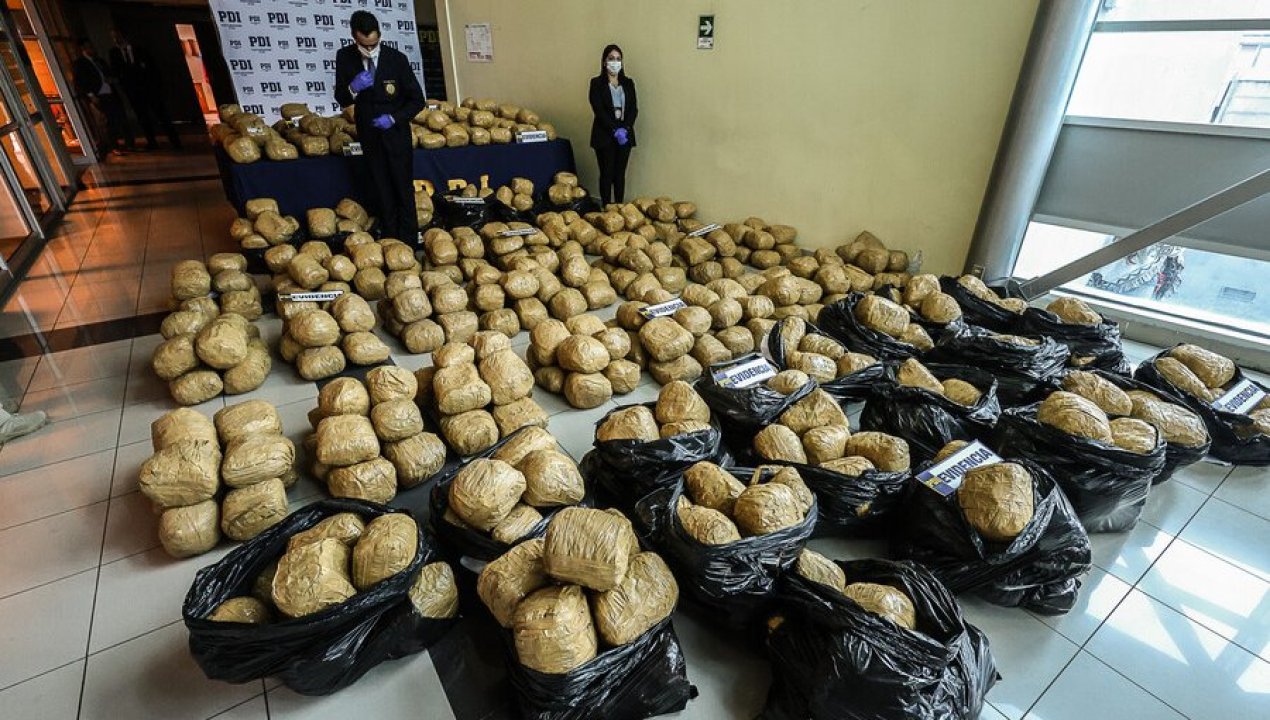 /actualidad/politica/ministro-cordero-reconoce-especial-preocupacion-por-uso-de-puertos-de