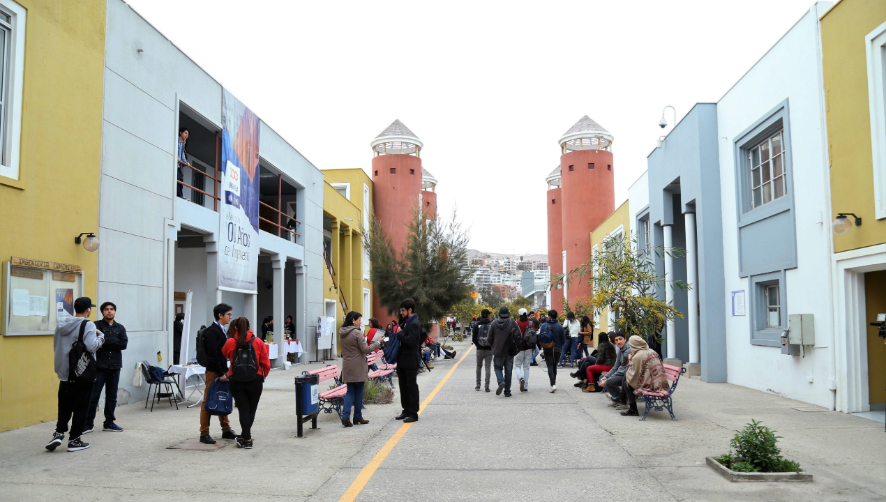 /alianza-estrategica-posiciona-a-la-ua-como-partner-tecnologico-en-desafio